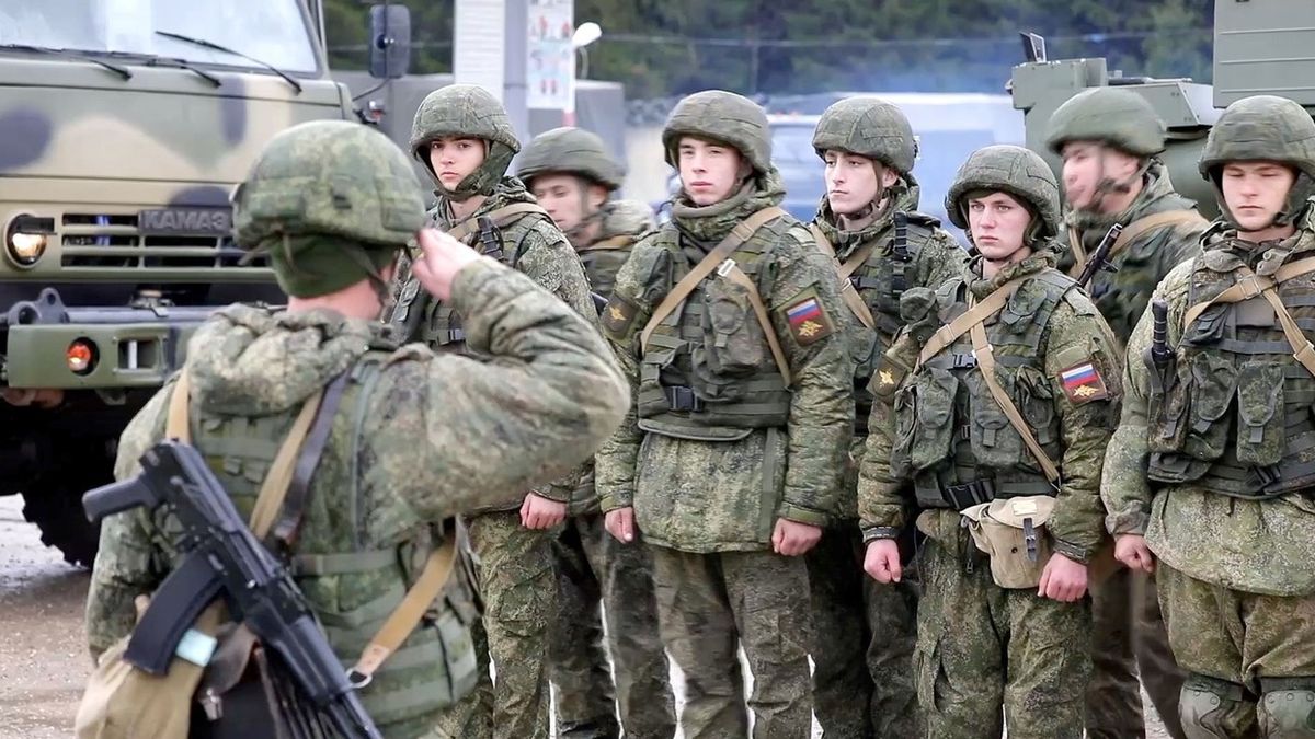 Ruští vojáci se musí dát brzy do pohybu. Trápí je špatné podmínky